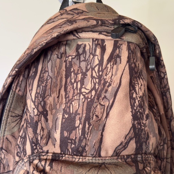 Northwest Territory Camo Backpack - Picture 2 of 8